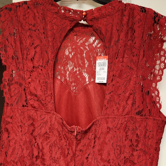 Dress - Picture 2 of 3